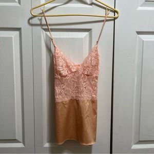Banana Republic Peach Lace V Neck Camisole Tank